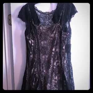 Jessica Simpson size 6 👗